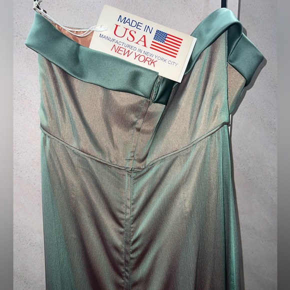 ๐ NWT Beautiful Sage Evening Party Dress pearlescent - Picture 3 of 7